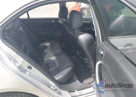 2005 Acura Tsx из США, поврежденный, VIN JH4CL96985C004588